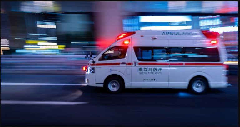 救急隊長「外国人の119が多くて困る。日本語が話せず通報も適当で、通訳代わりに救急車を呼んでる感じだ。危惧するのは『◯◯なら断られない』みたいな認識を持ってること…」